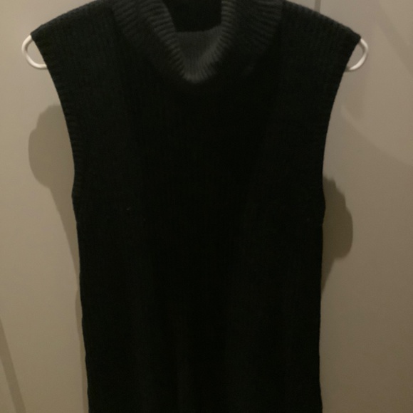 Tunic - Picture 3 of 3